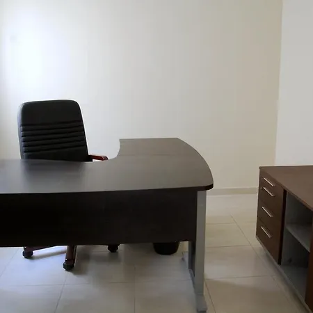 Large With Seaviews Apartament Xghajra